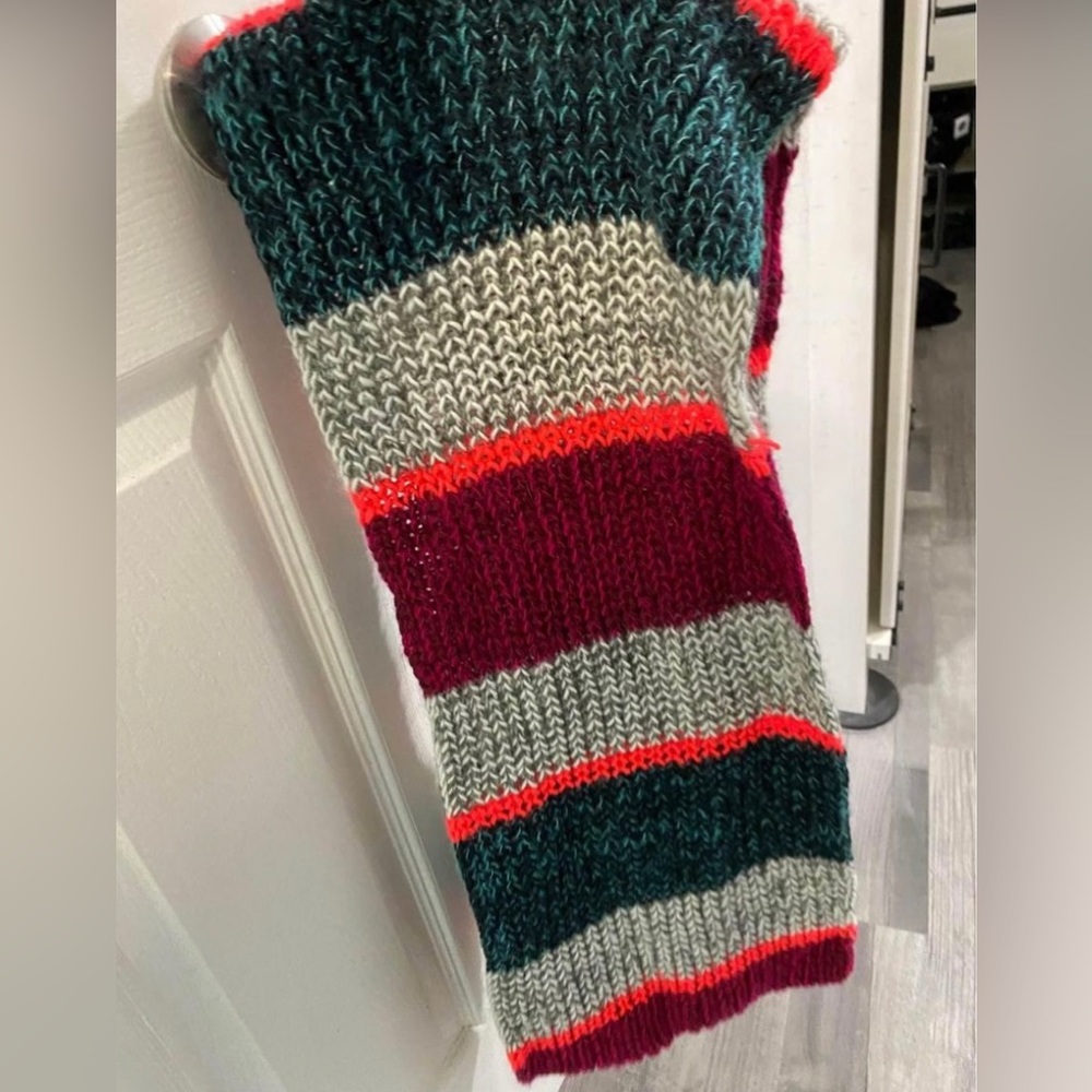 American Eagle infinity scarf